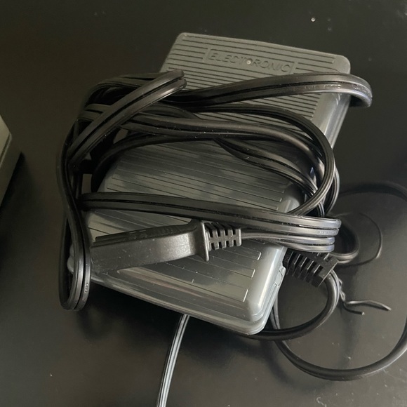 Singer sowing machine. - Picture 5 of 8